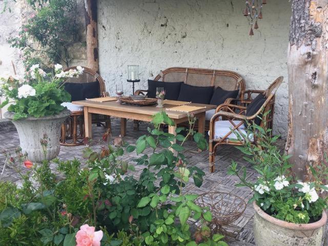 Chez Brown Bed & Breakfast Saint-Thomas-de-Conac ภายนอก รูปภาพ