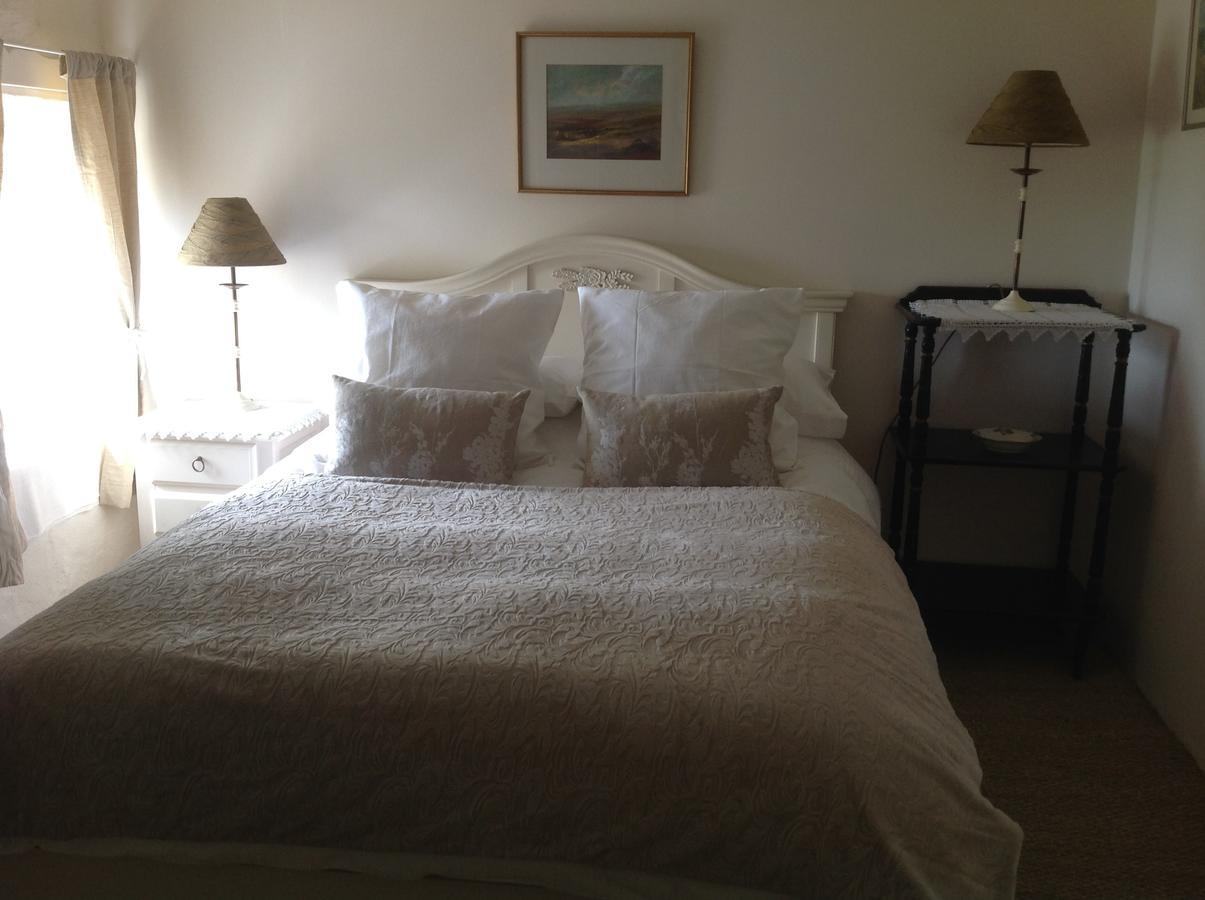 Chez Brown Bed & Breakfast Saint-Thomas-de-Conac ภายนอก รูปภาพ