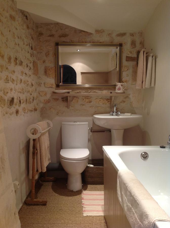 Chez Brown Bed & Breakfast Saint-Thomas-de-Conac ภายนอก รูปภาพ