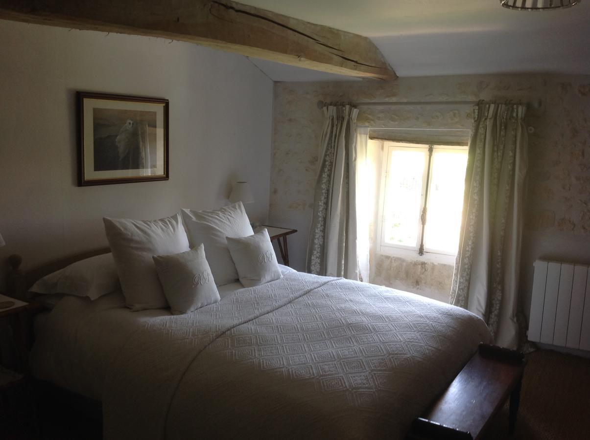 Chez Brown Bed & Breakfast Saint-Thomas-de-Conac ภายนอก รูปภาพ
